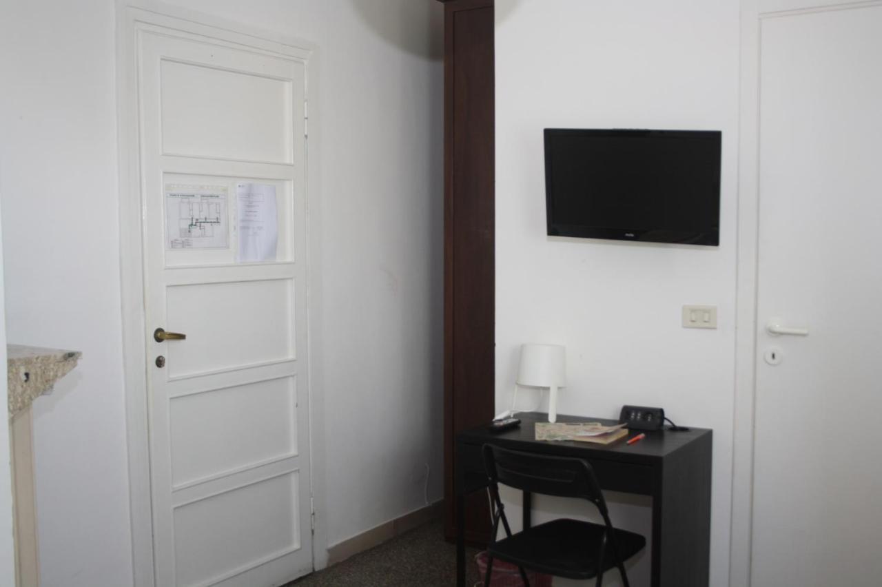 B&B Msg Roma ภายนอก รูปภาพ